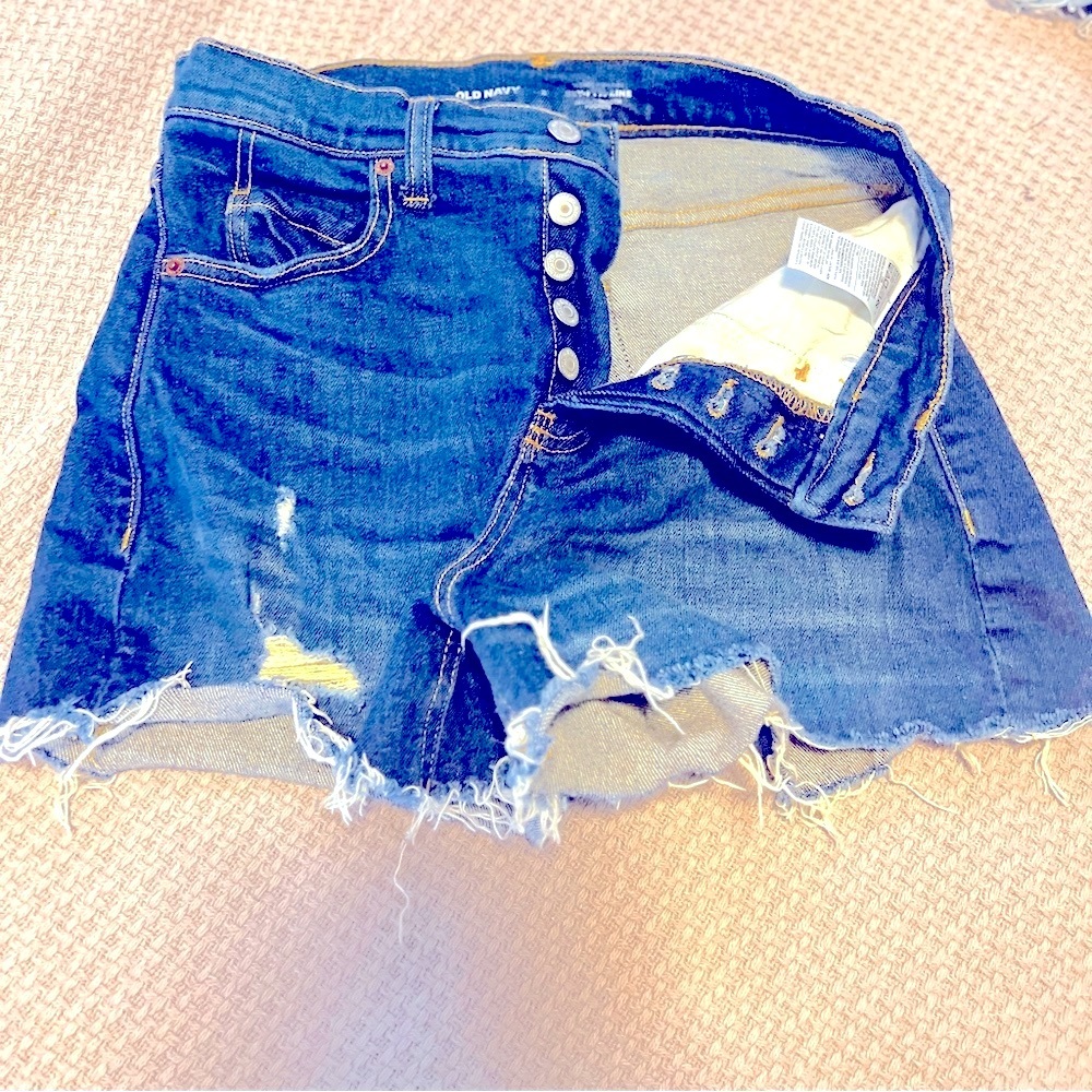 High rise - dark wash distressed  jean shorts - size 2